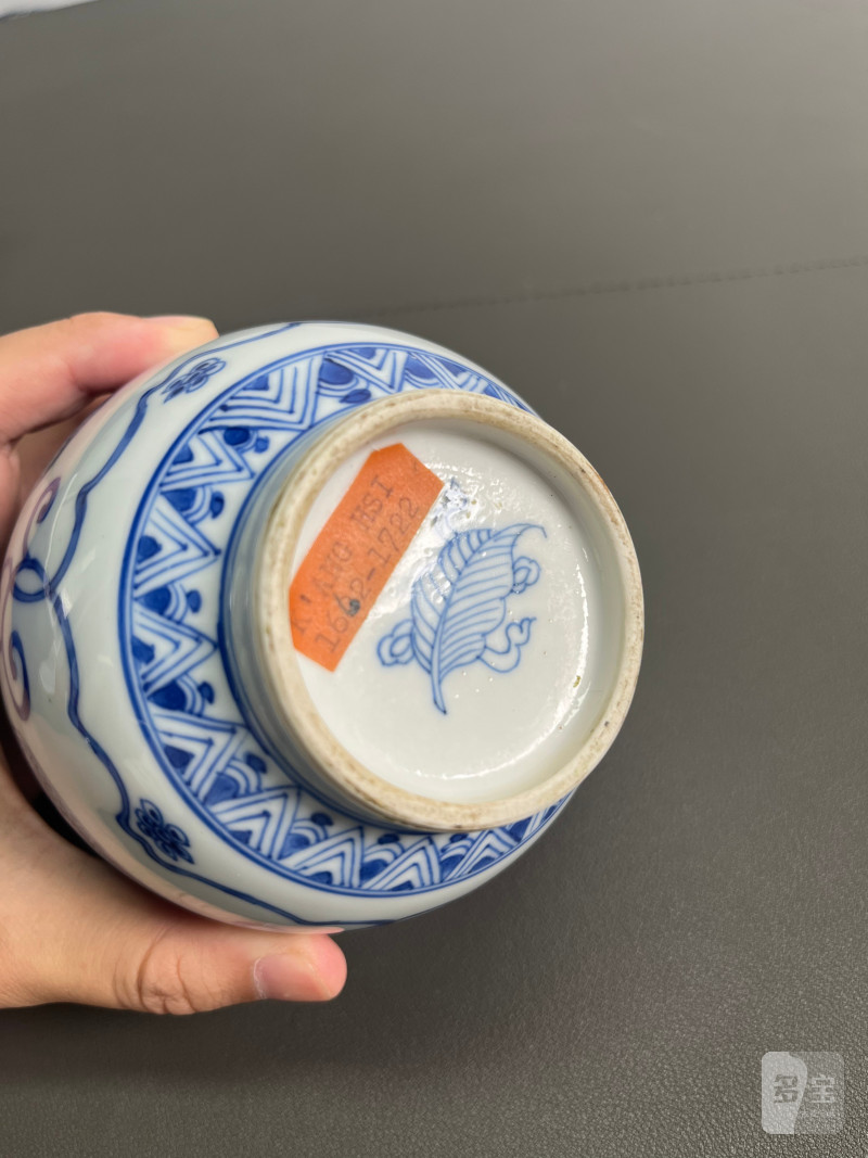 清雍正  青花淡描缠枝花卉纹灯笼尊 - 图18
